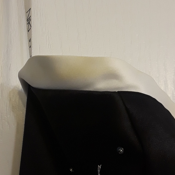 Strapless corset back formal dress - Picture 4 of 4